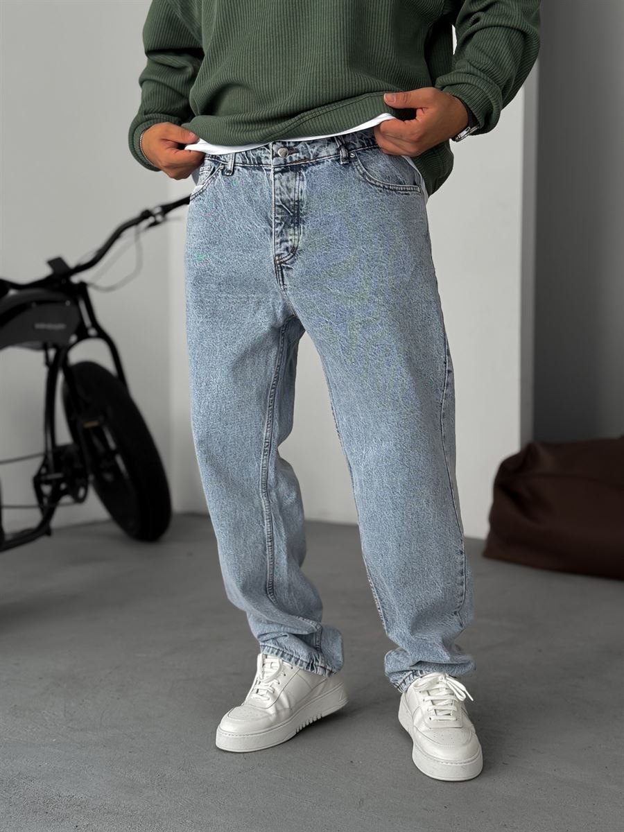 Light Blue Baggy Jean