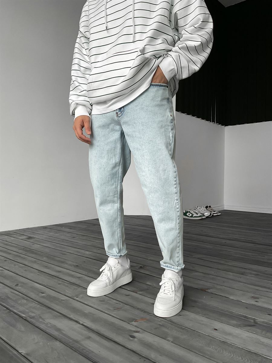 Ice Blue Boyfriend Jean