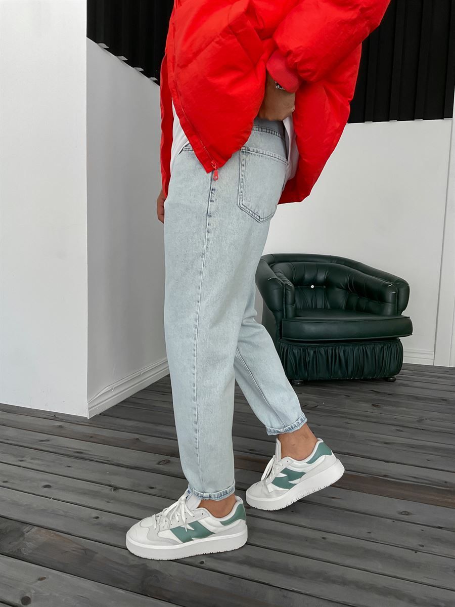 Blue Snow Boyfriend Jean
