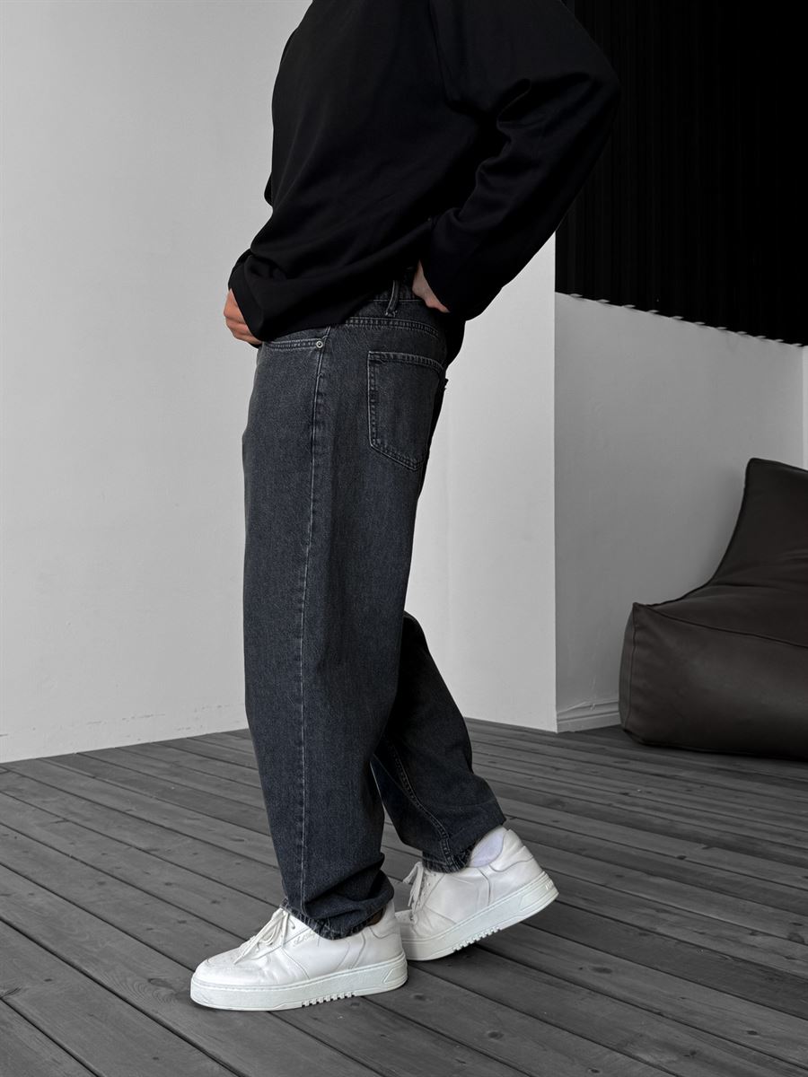 Washed Black Baggy Jean