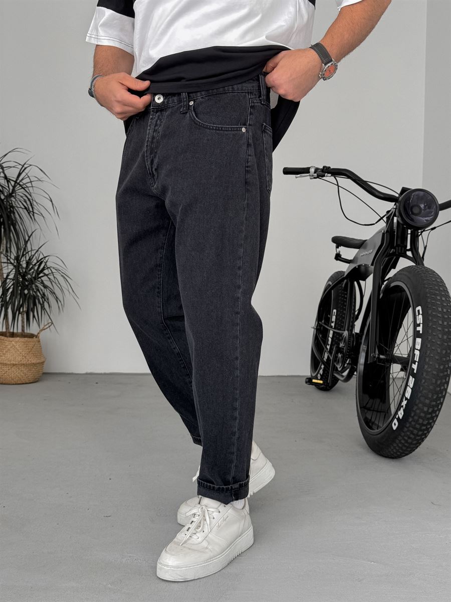 Washed Black Boyfriend Jean