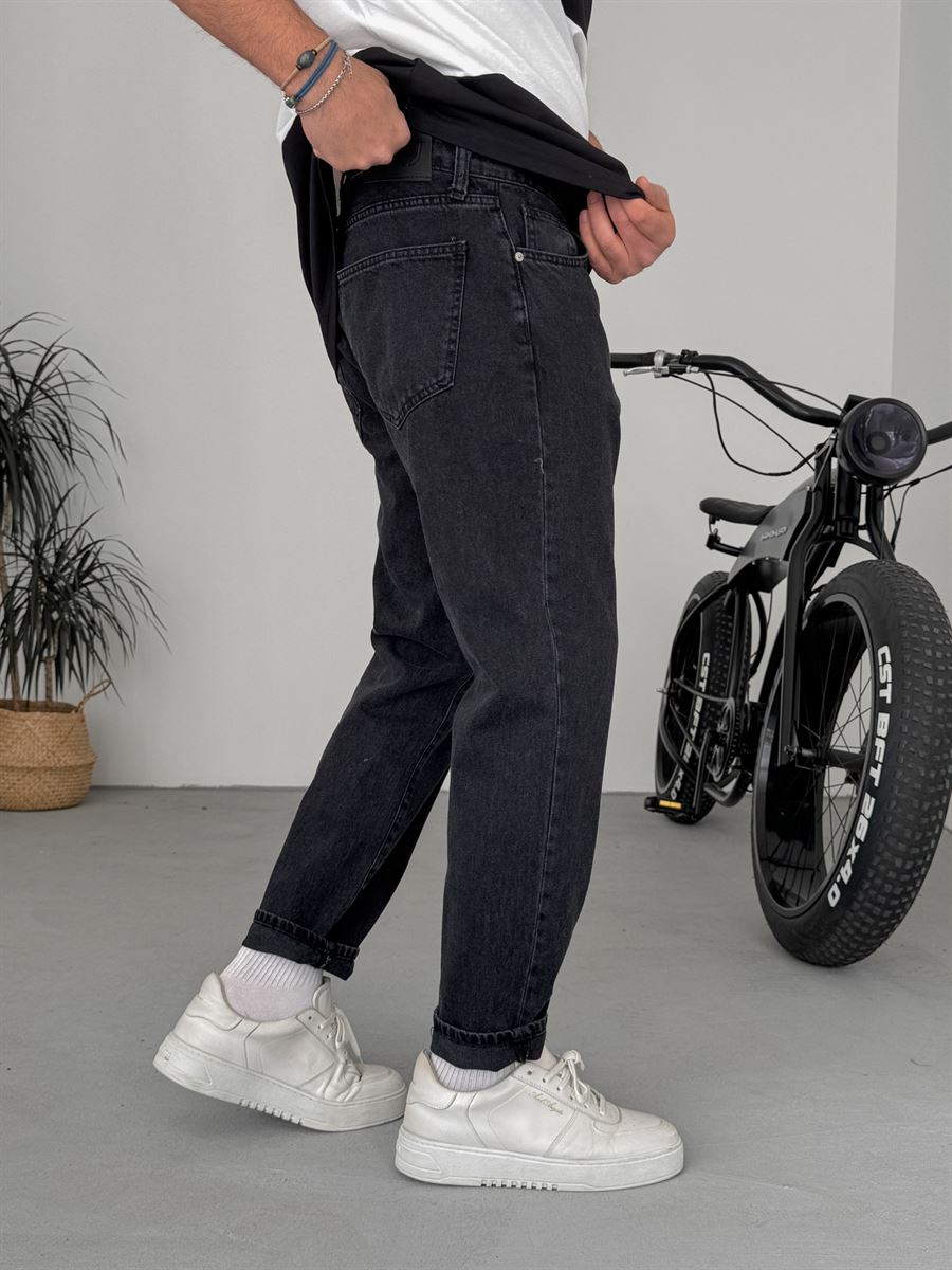 Washed Black Boyfriend Jean