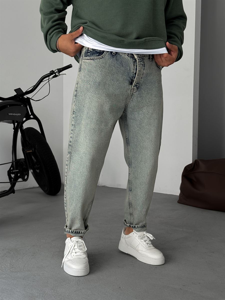 Acid Blue Boyfriend Jean