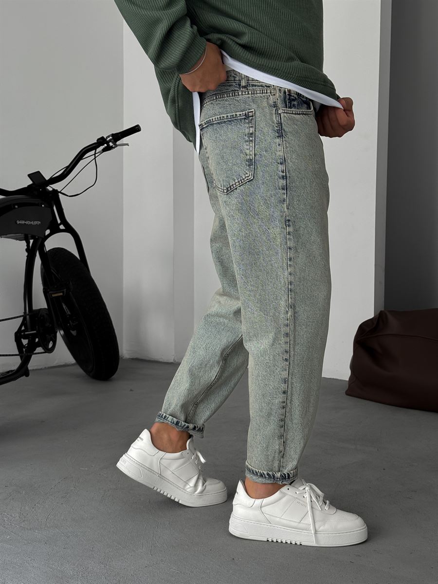 Acid Blue Boyfriend Jean