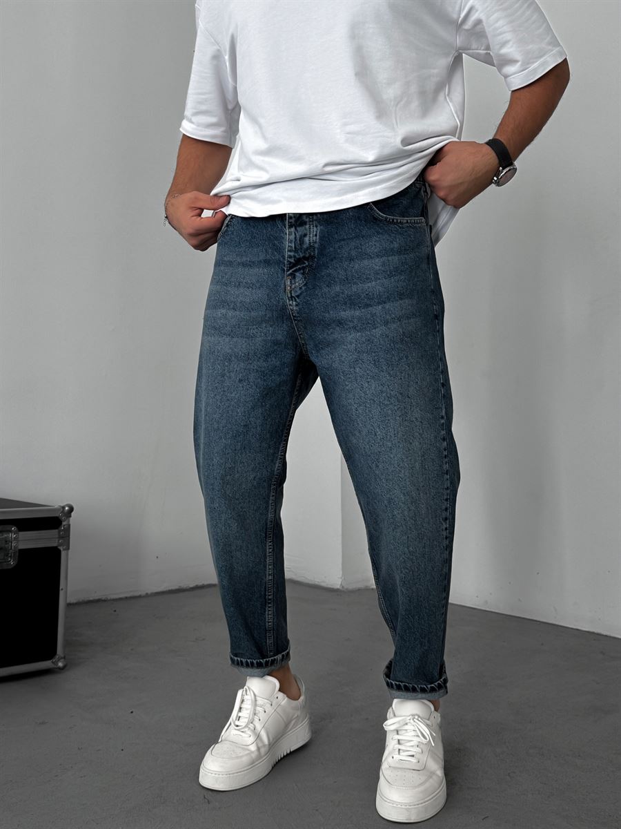 Dirty Blue Boyfriend Jean