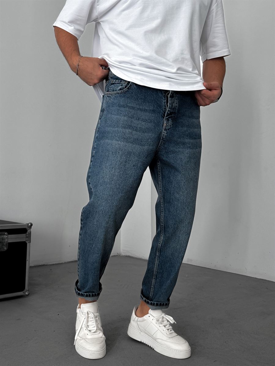 Dirty Blue Boyfriend Jean