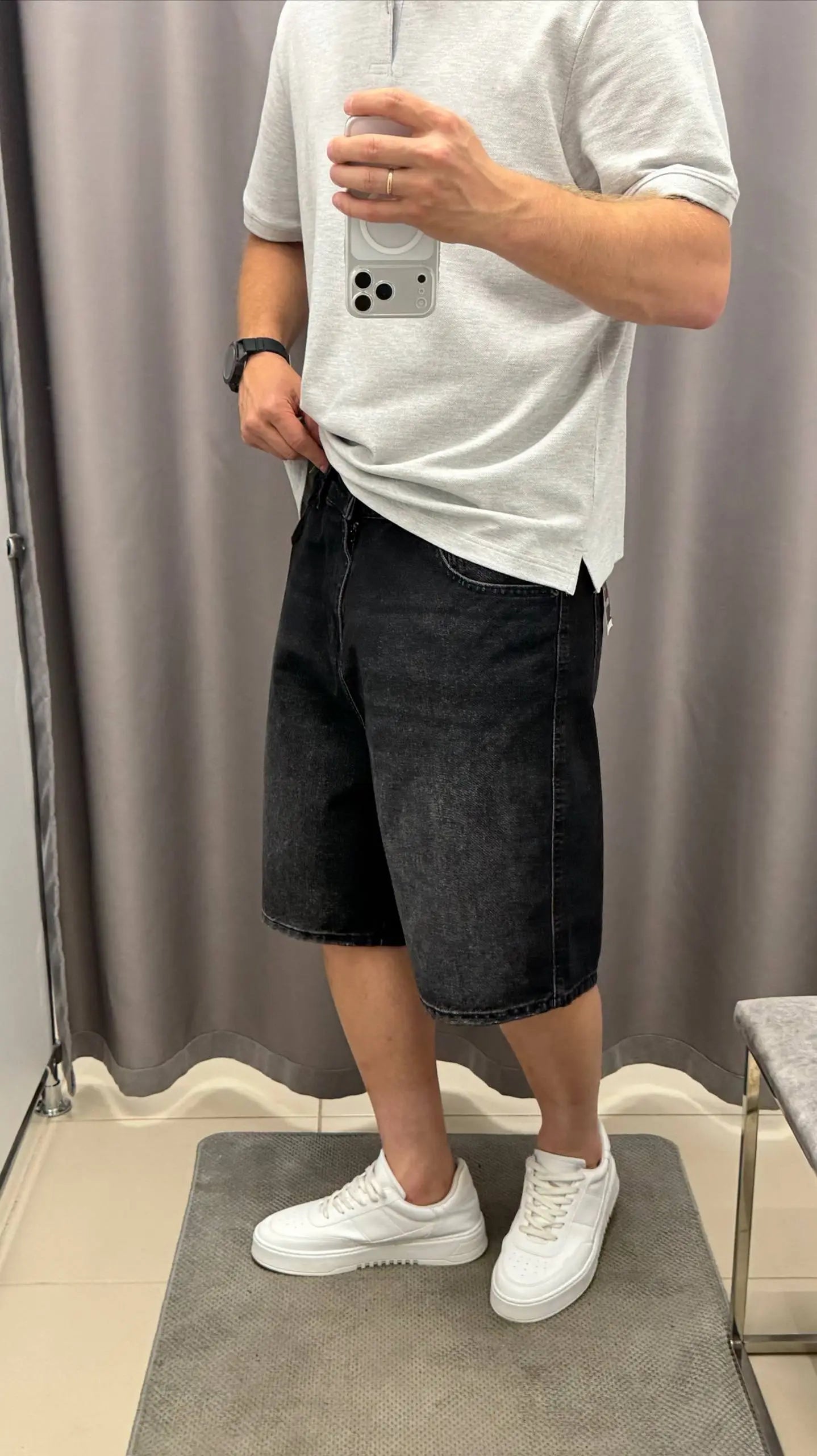 Black Baggy Short