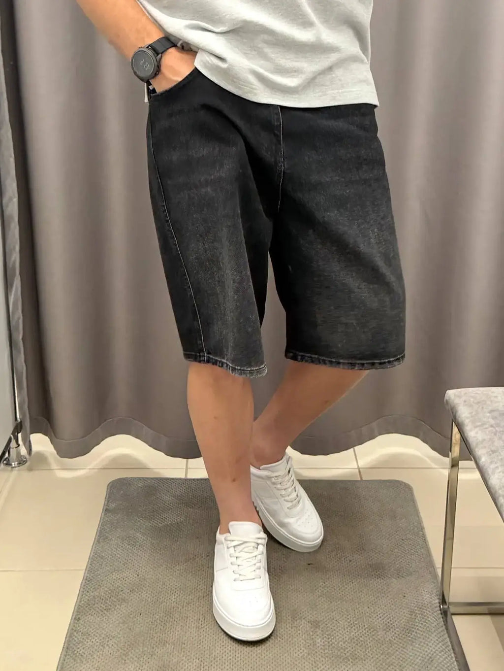 Black Baggy Short