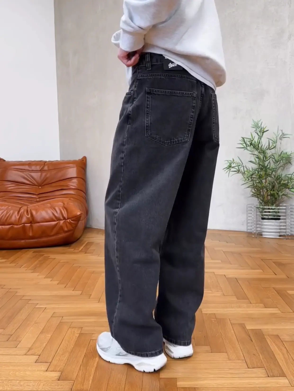 Black Baggy Jean