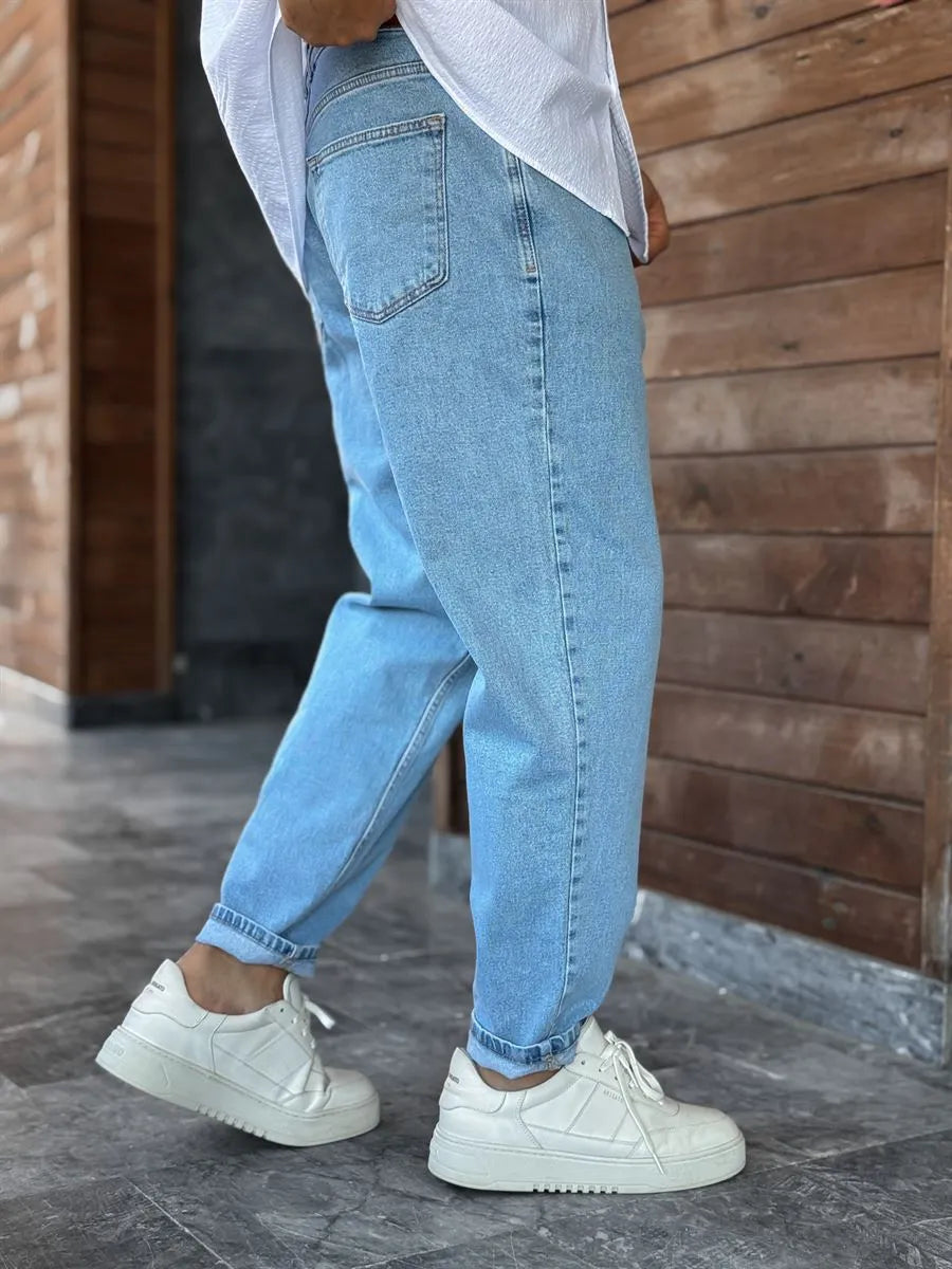 Ice Blue Boyfriend Jean